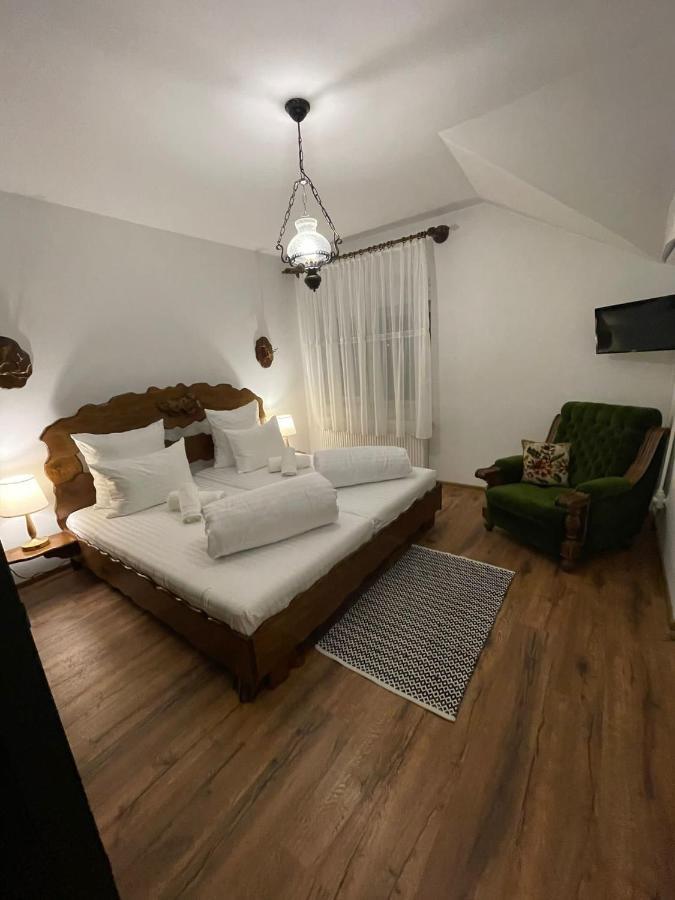 Apartament Yannis Apartment Alba Iulia Ngoại thất bức ảnh