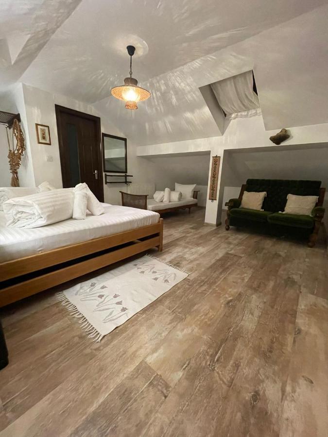Apartament Yannis Apartment Alba Iulia Ngoại thất bức ảnh